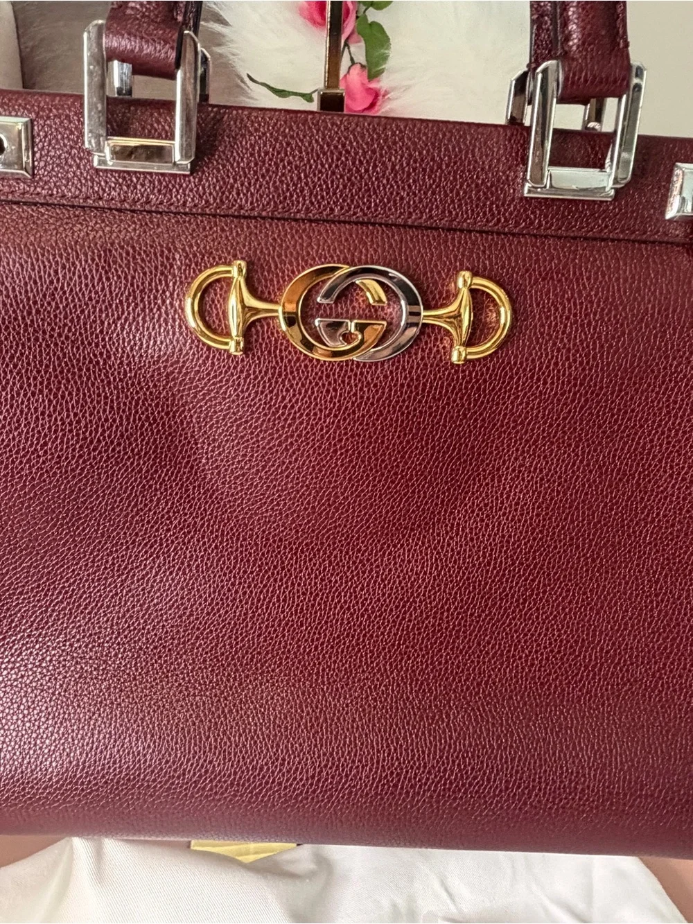 Gucci Zumi Grained Leather Medium Top Handle Shoulder Bag Burgundy Entrupy COA